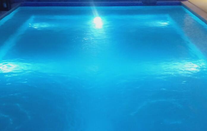 温泉桑拿洗浴会所